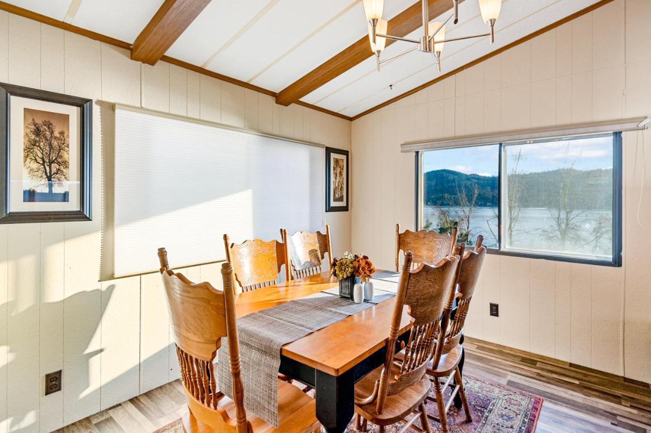 Downtown Harrison Lakefront Getaway Екстериор снимка