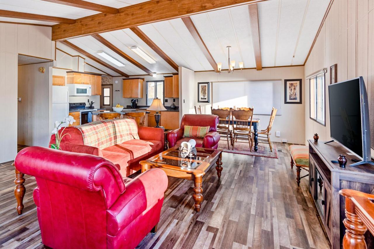 Downtown Harrison Lakefront Getaway Екстериор снимка